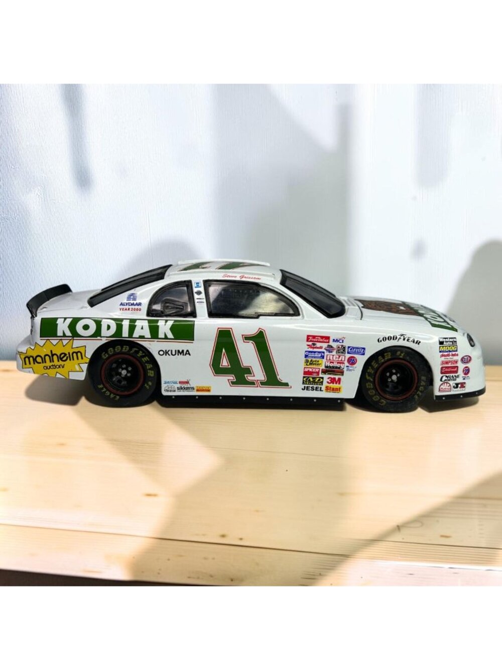 Steve Grissom #41 Kodiak 1997 Revell 1/24 Scale Diecast NASCAR Model Car